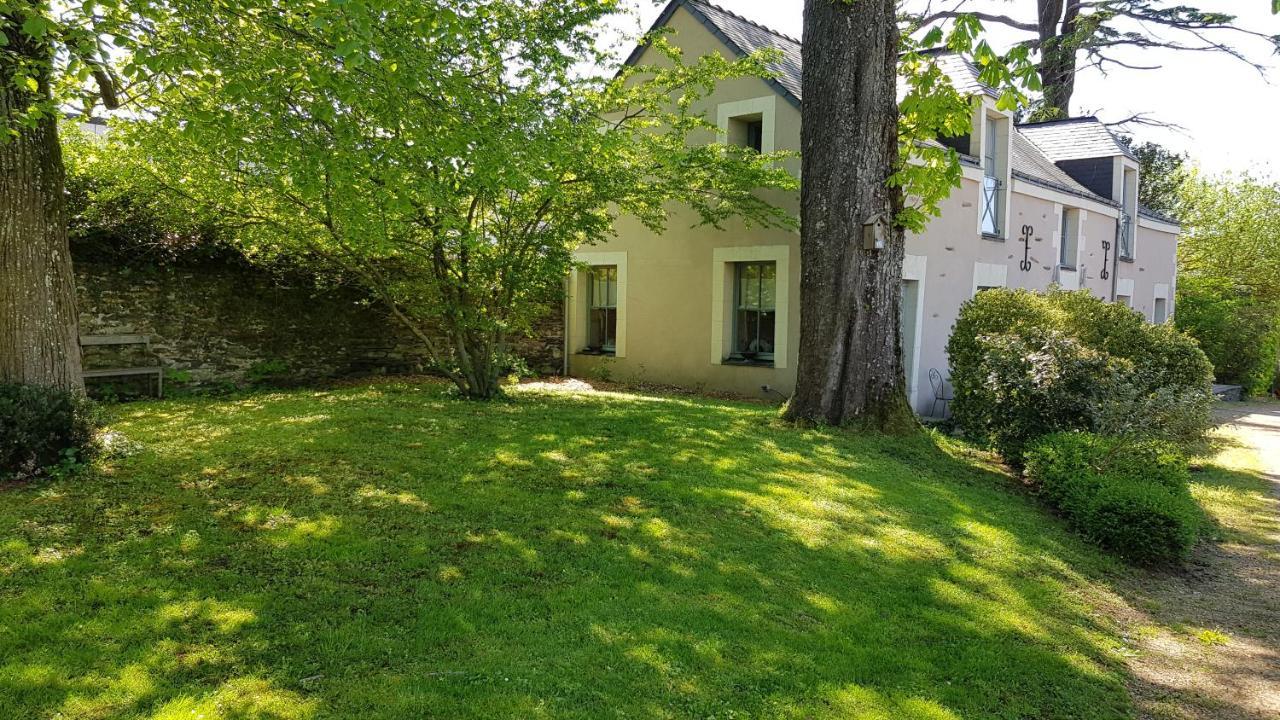La Demeure Du Goupil Bed and Breakfast Brissac-Quince Eksteriør billede